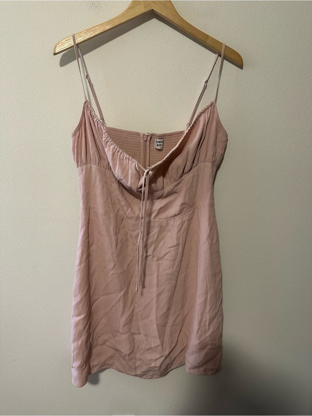 Aritzia Sunday Best Delilah dress blush pink size large item 85159 - Picture 6 of 7